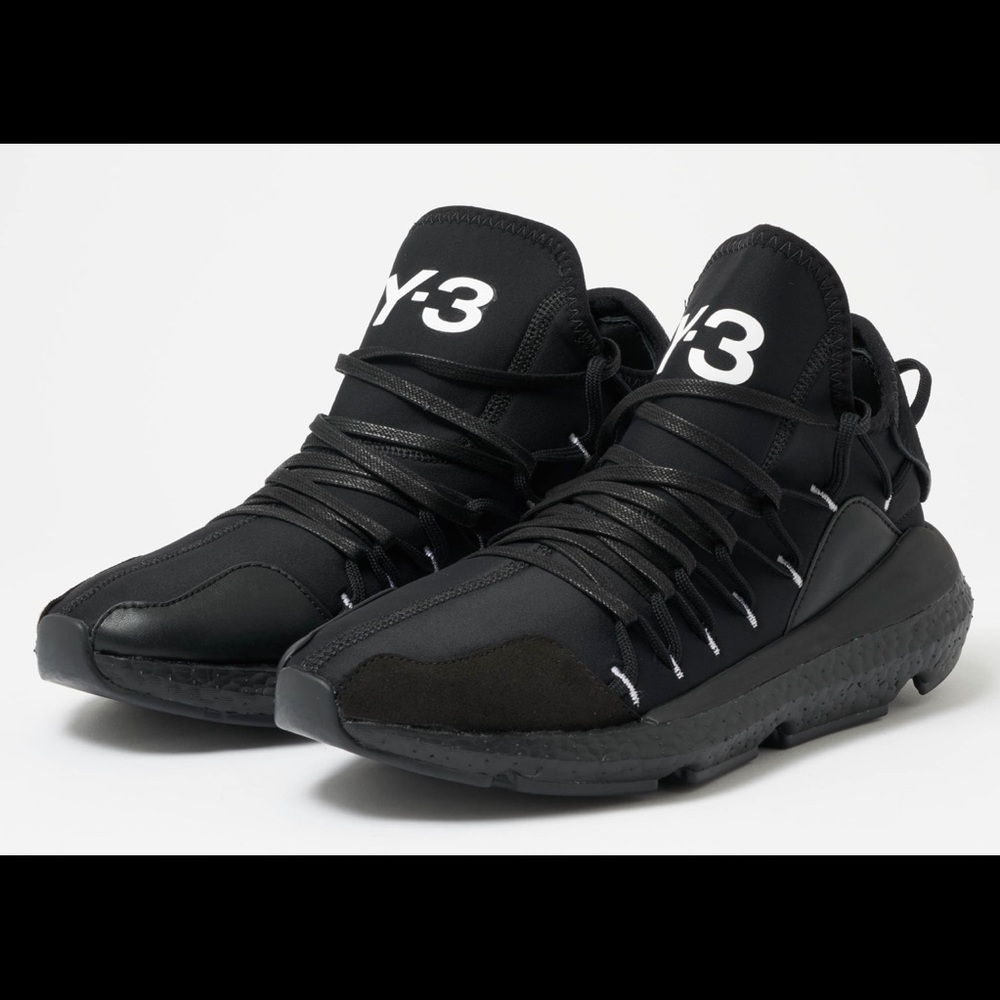 *RARE* Y-3 Kusari Triple Black Sneakers